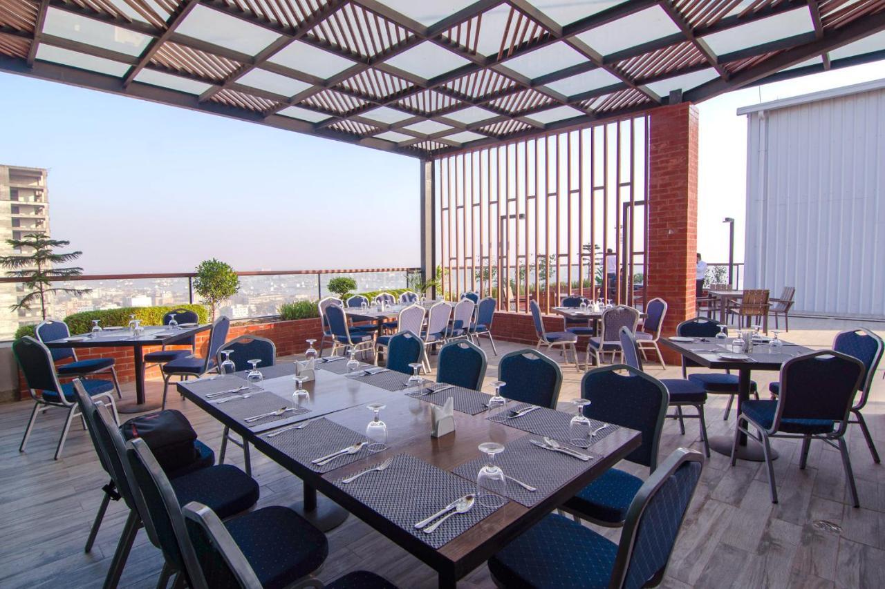 Best Western Sks Chattogram Chittagong Exterior foto