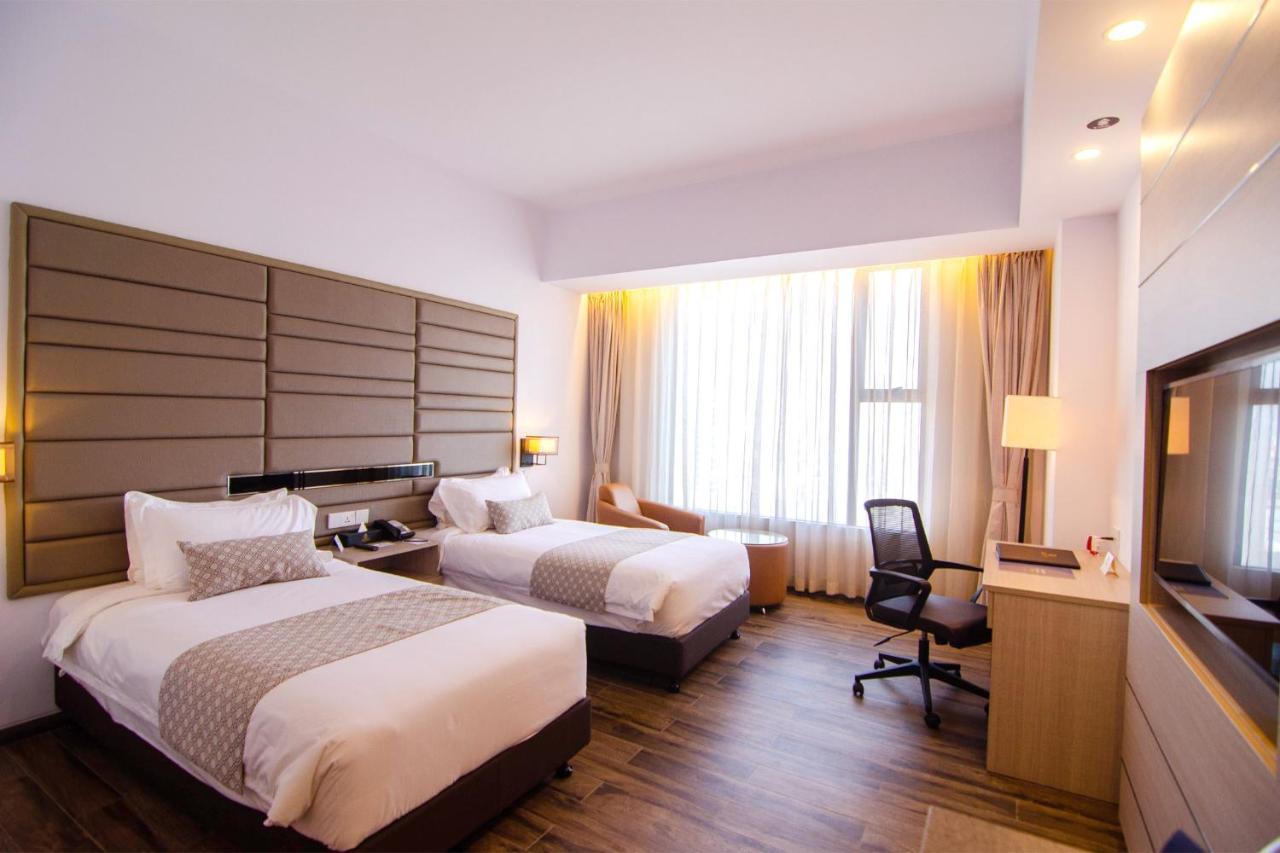 Best Western Sks Chattogram Chittagong Exterior foto
