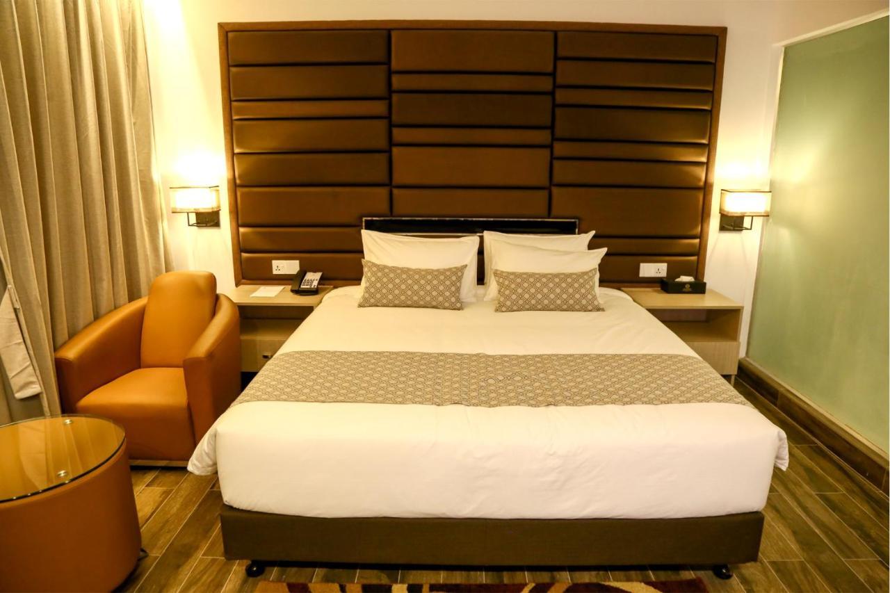 Best Western Sks Chattogram Chittagong Exterior foto